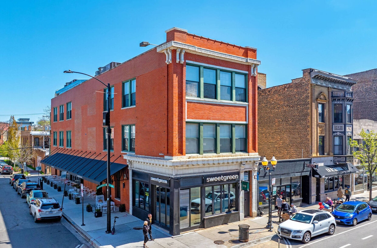 Primary Photo - 1471 N Milwaukee Ave