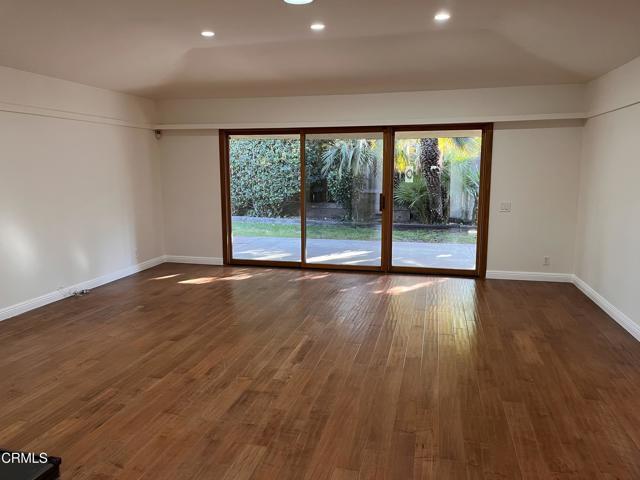 Foto del edificio - 5715 Summit Crest Dr