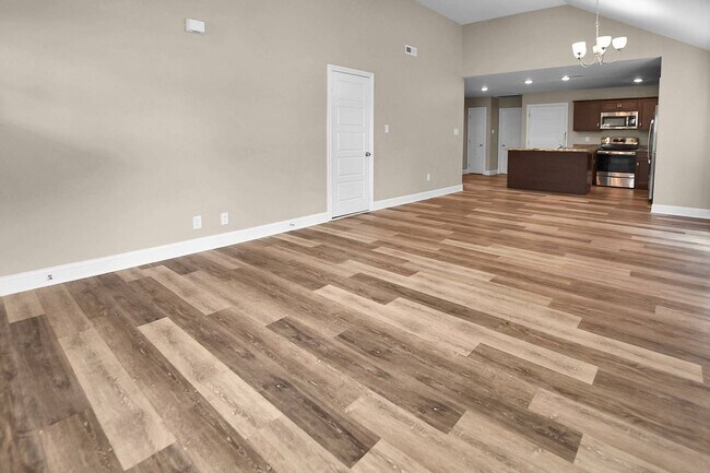 Building Photo - Pet Friendly Three Bedroom!