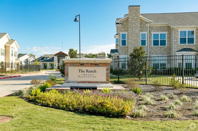 Building Photo - Ranch at Sienna