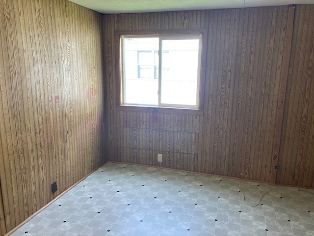 Building Photo - 2500 W 24th St