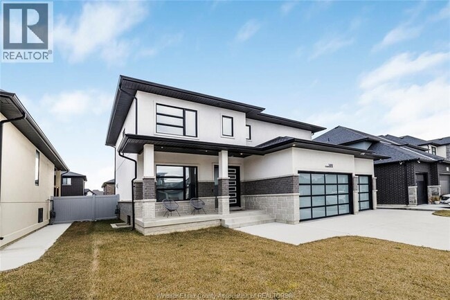 Photo du bâtiment - 1498 Clearwater Ave