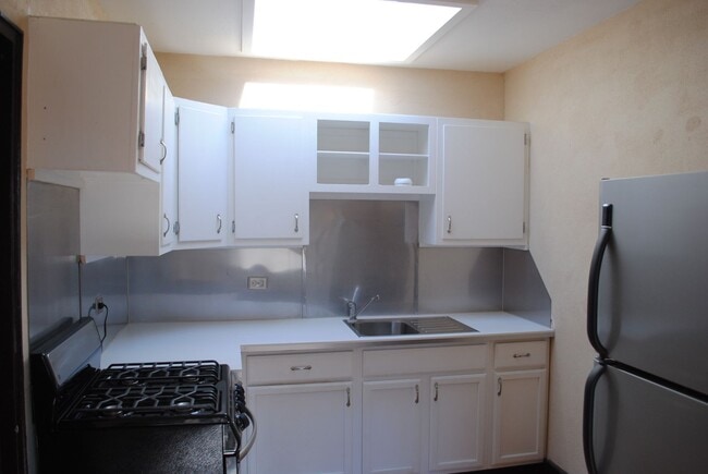 Foto del edificio - Coming Soon!