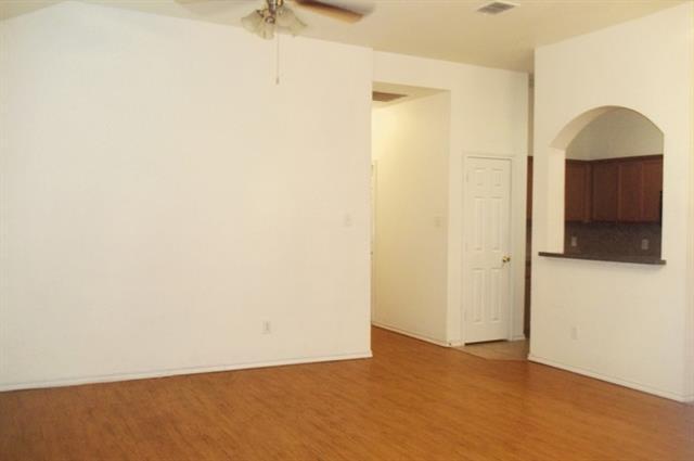 Foto del edificio - 1208 Redman Ave