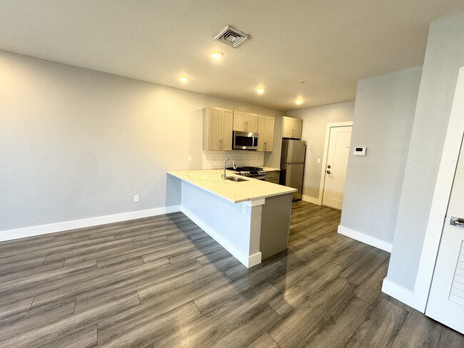 Building Photo - SOBO Place
