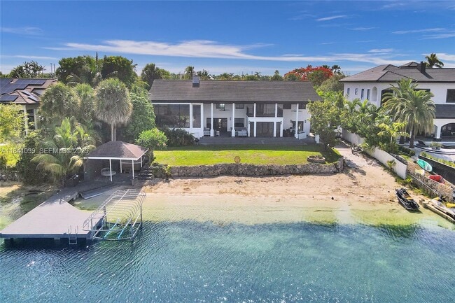 Building Photo - 13724 SW 92nd Ct