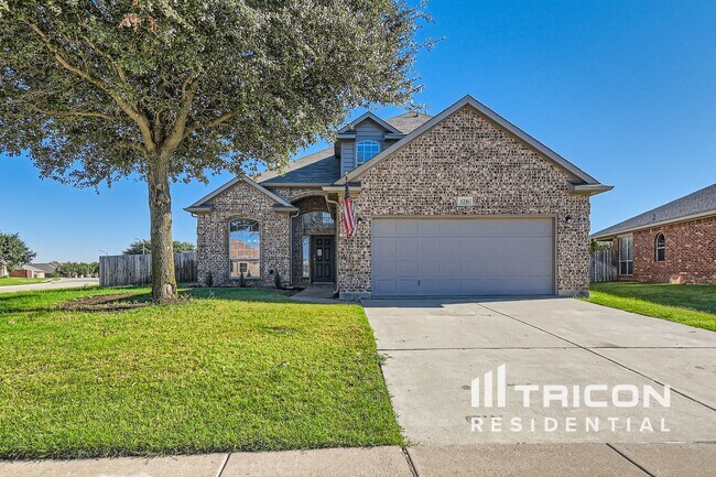 Foto del edificio - 1216 Juniper Ln