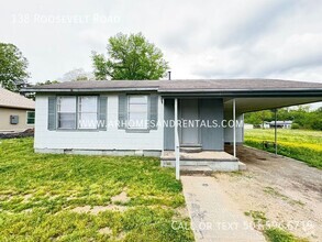 Building Photo - 138 Roosevelt Rd