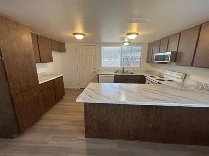 Foto principal - 9312 N 74th Dr