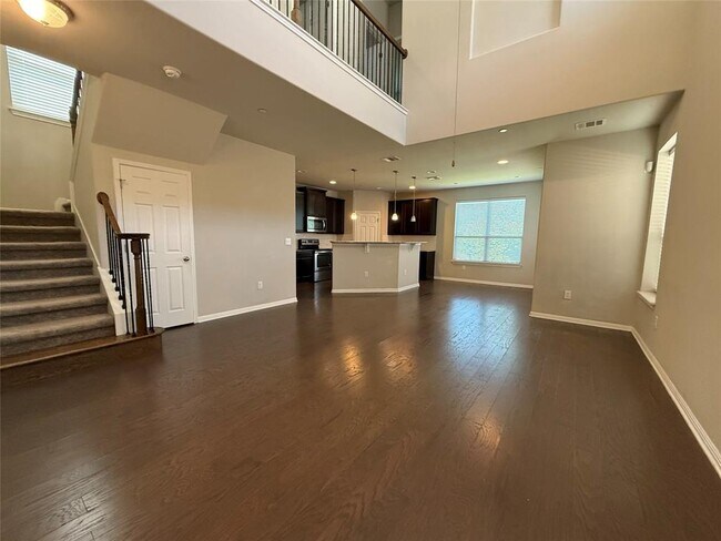 Foto del edificio - 3240 E Whitestone Blvd