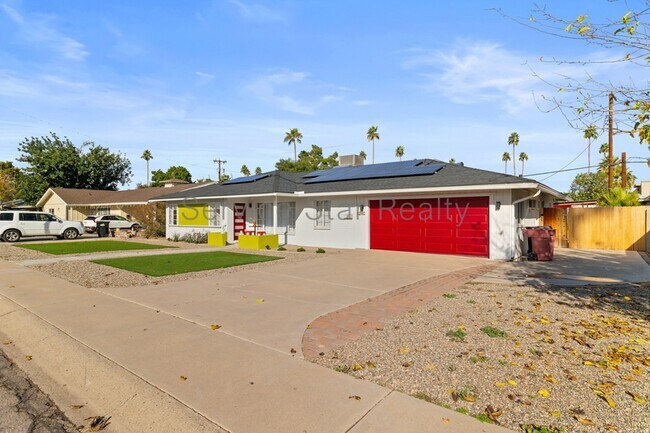 Foto del edificio - 8240 E Edgemont Ave