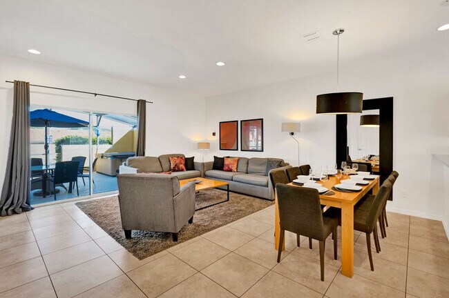 Foto del edificio - 3023 Bird of Paradise Ln