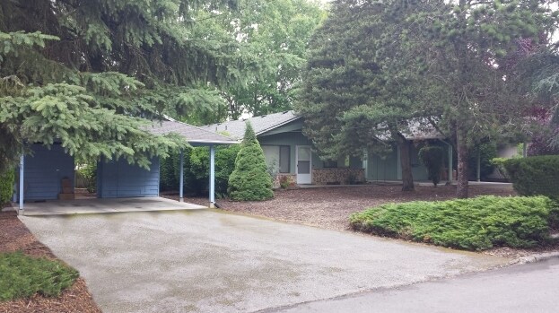 Foto principal - 12802-12814 NE 84th St