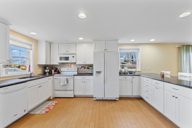 Foto del edificio - 60 Merrifield Ct