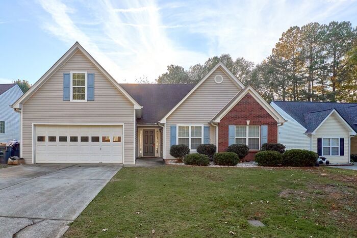 Primary Photo - Lovely home in Lawrenceville