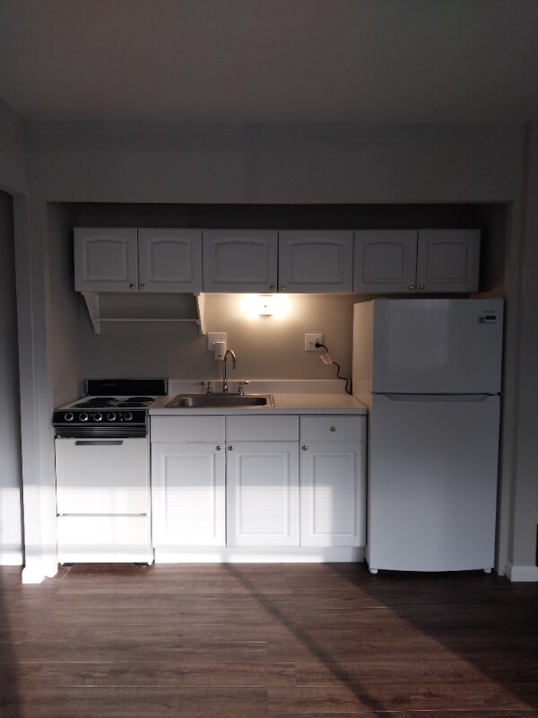 Foto del edificio - 4801 Madison Rd