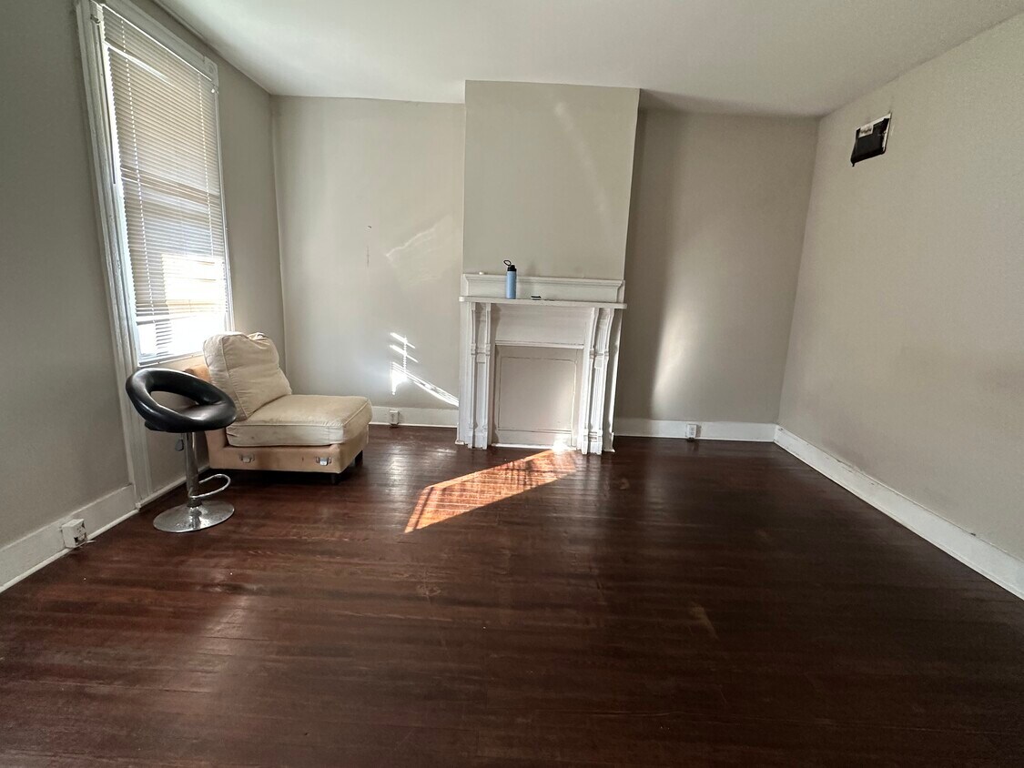 Foto del edificio - 1527 Mechanicsville Tpke