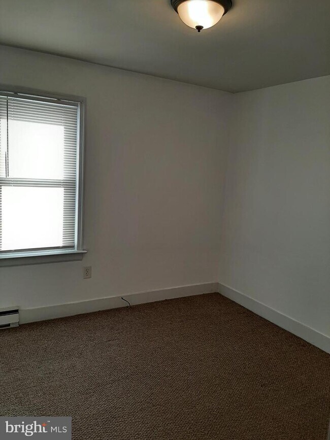 Foto del edificio - 107 E Pall Mall St