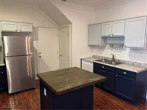 Building Photo - 5958 Rampolla Dr