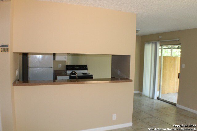 Foto del edificio - 5216 Meadow Field