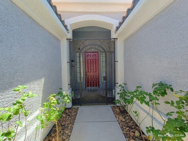 Foto del edificio - 9805 Pinnacle Pass Dr