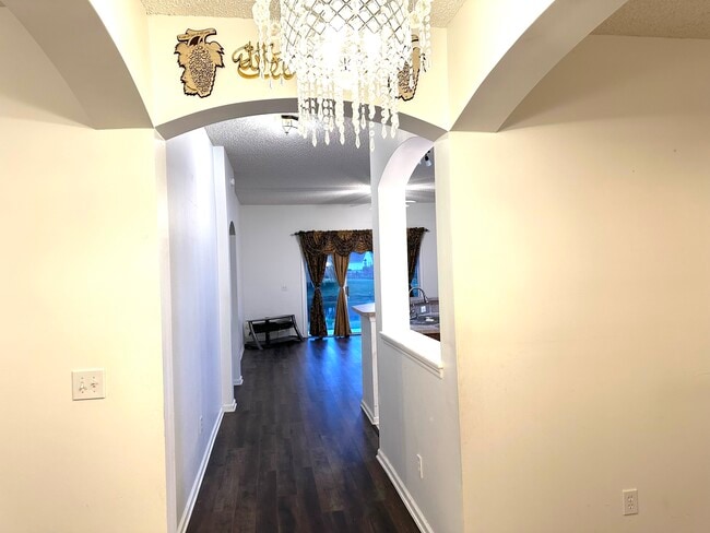 Foto del edificio - 2455 Coachman Lakes Dr