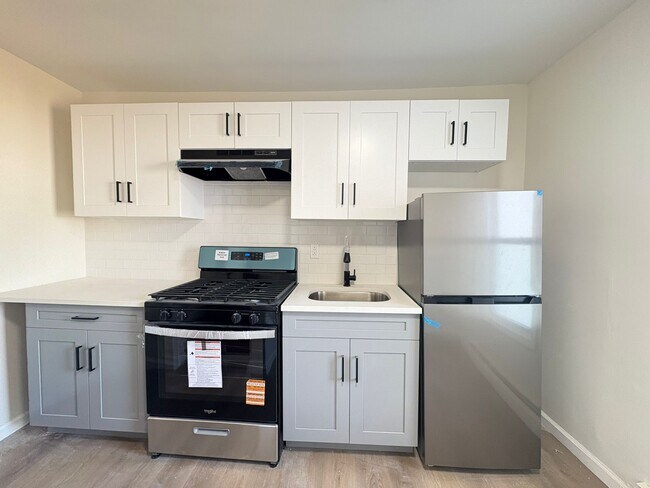 Unit 3 - 18 Princeton St