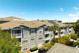 Building Photo - 800 S Dakota Ave