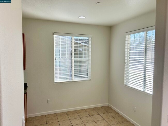 Foto del edificio - 47 Sugarbush Ct