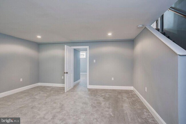Foto del edificio - 1629 Stonewood Rd