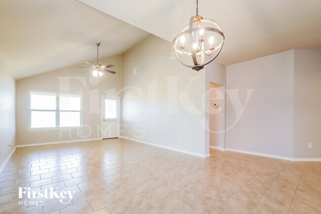 Building Photo - 2623 Lincolns Meadow Dr