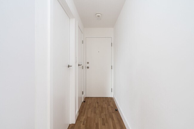 Photo du bâtiment - 798 Richmond Street West