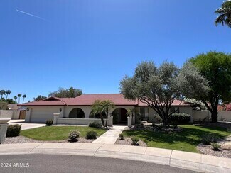 Building Photo - 4539 E Karen Dr