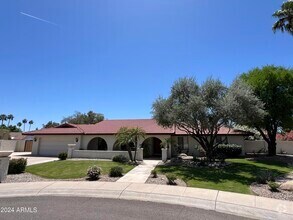 Building Photo - 4539 E Karen Dr