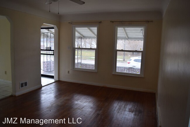Building Photo - 3 br, 1 bath House - 20258 Caldwell Street