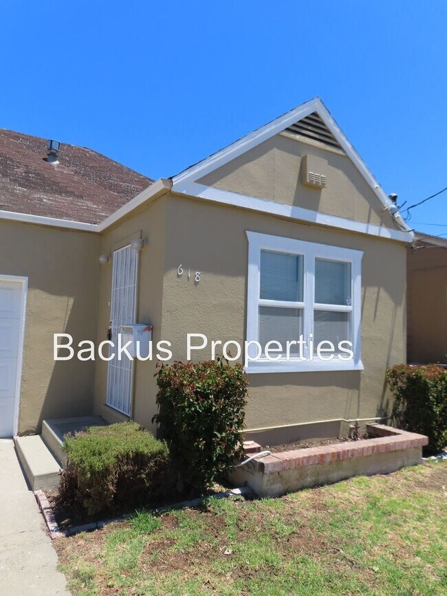 Building Photo - Wilson St 618-620