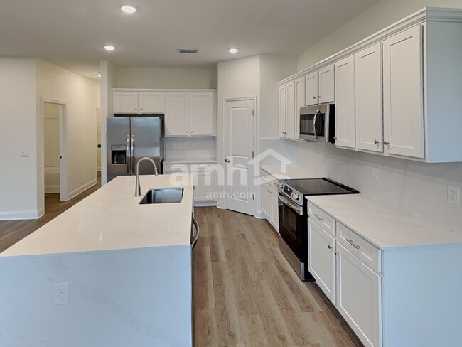 Foto del edificio - 5709 Oesterle Rd