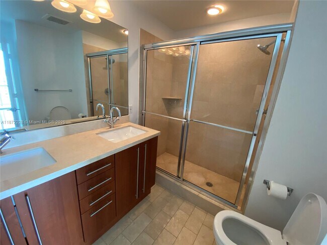 Foto del edificio - 79 SW 12th St