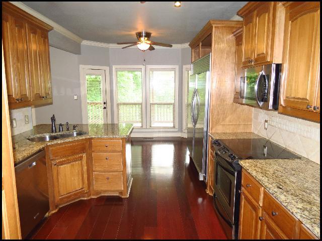 Building Photo - 3153 Stonewall Dr