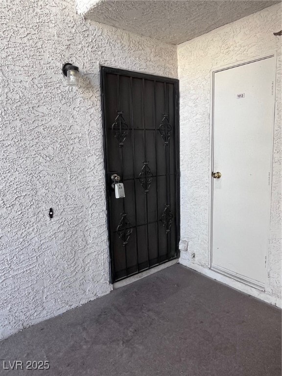 Building Photo - 6665 W Tropicana Ave