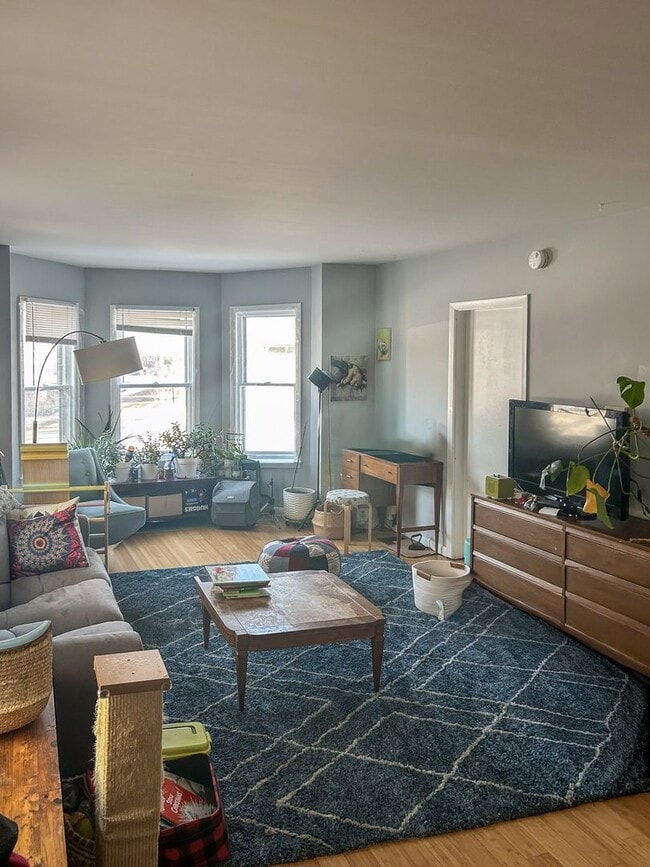 Photo - 62 Intervale Ave Apartment