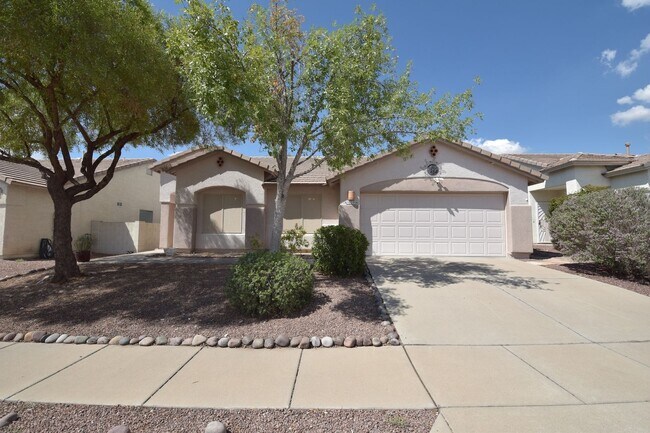 Foto del edificio - Bright & Open SE Tucson 3 Bed 2 Bath with ...