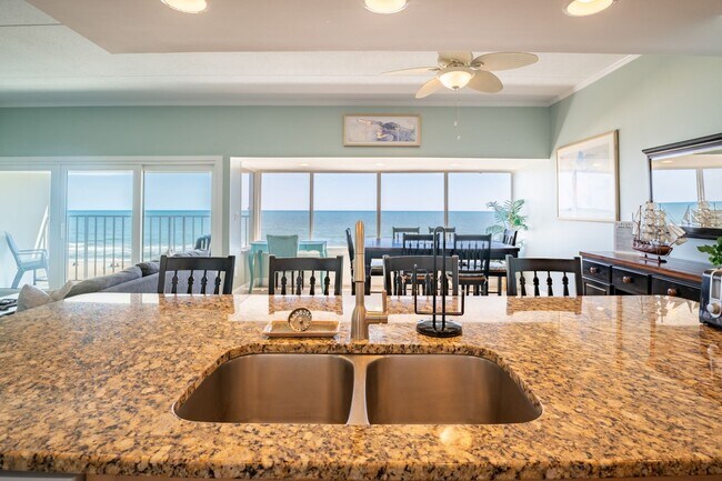 Foto del edificio - ONLY A COUPLE MONTHS LEFT - CALL FOR AVAILABILITY