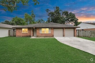Building Photo - 9615 Meadowvale Dr