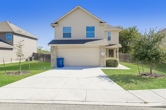 Foto principal - 4730 War Horse Dr