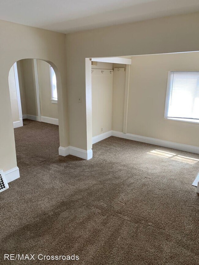 Building Photo - 2 br, 1 bath House - 211 17th