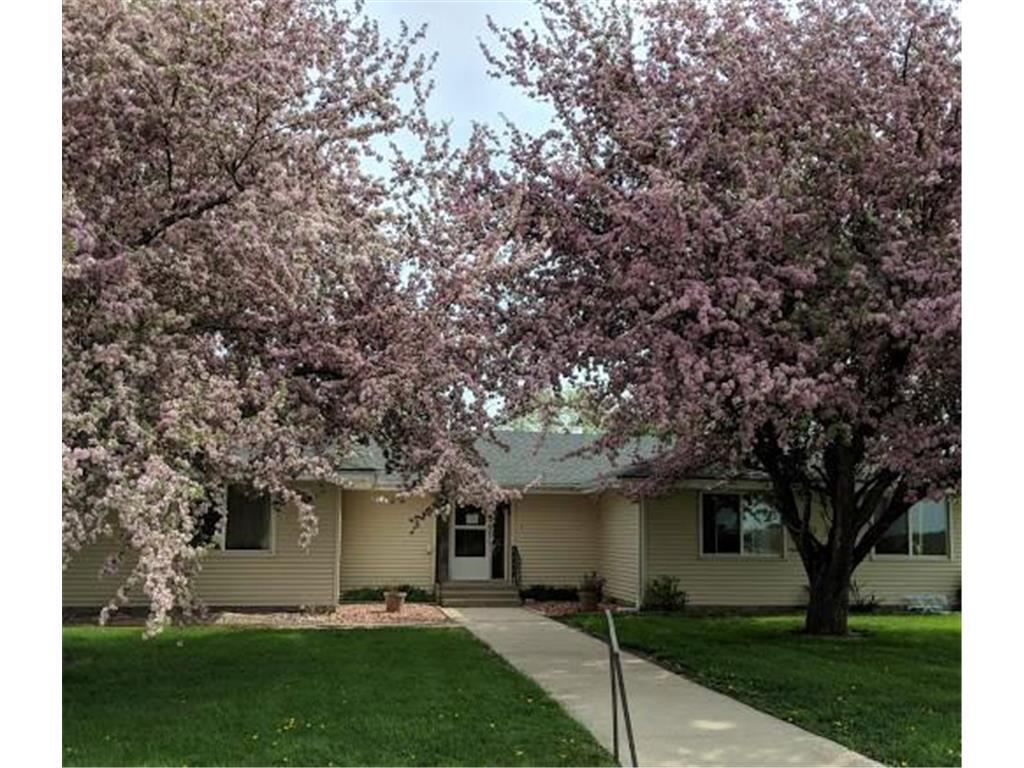 Foto principal - 310 8th St