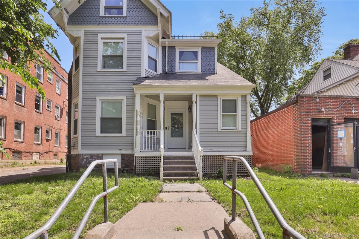 248 Sisson Ave Unit B, Hartford, CT 06105 Room for Rent in Hartford