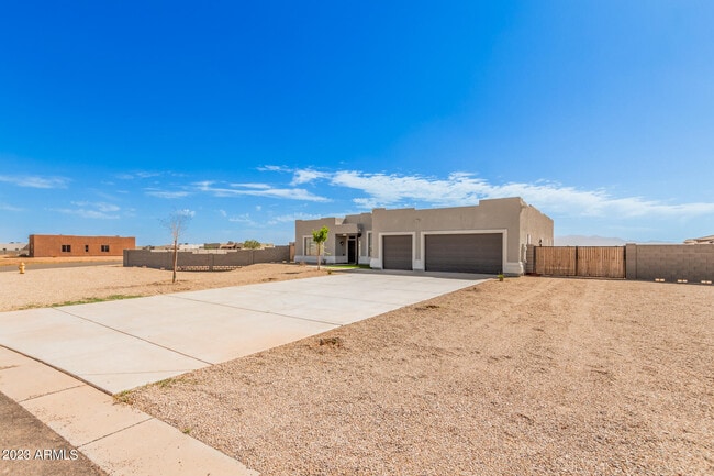 Building Photo - 24431 W Horned Owl Trail