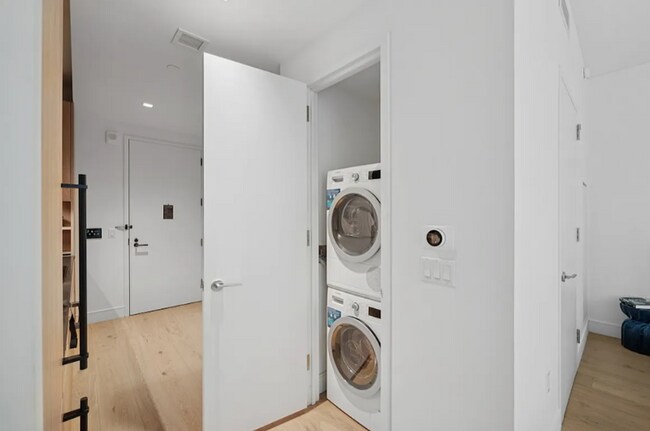 Foto del edificio - W. 43rd St , 9th Ave